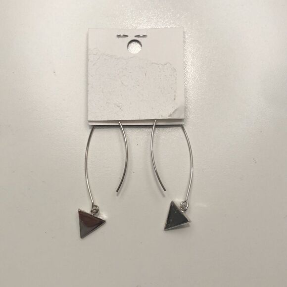 Earrings never worn - Picture 2 of 2